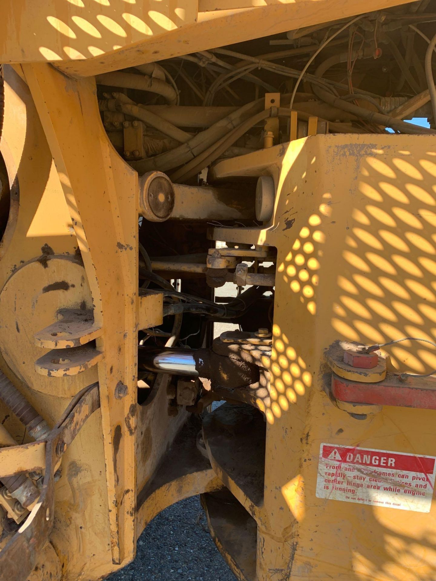 Komatsu Dresser 560B Articulating Wheel Loader, S/N P1558, EROPs, Air Brakes, AC, 17,415 HRS - Image 10 of 21