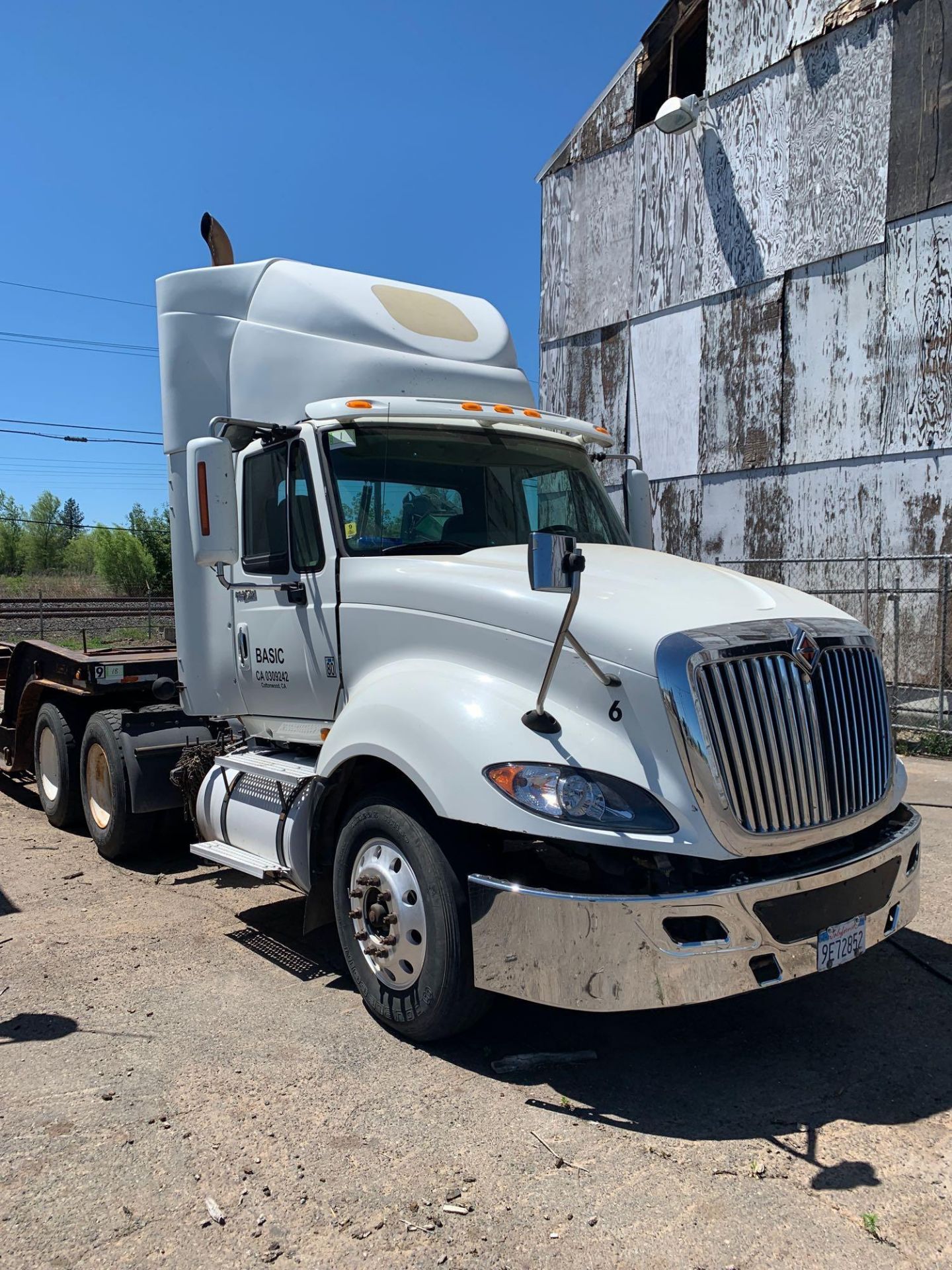 2010 International ProStar Premium Truck Tractor - Image 2 of 23