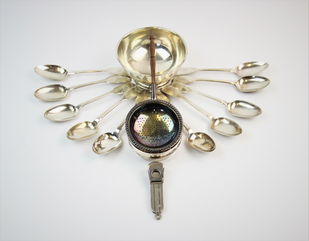 A set of ten Victorian silver fiddle pattern teaspoons, William Rawlings Sobey, Exeter 1838, each