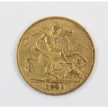 A George V half sovereign, dated 1911, weight 4.0gms