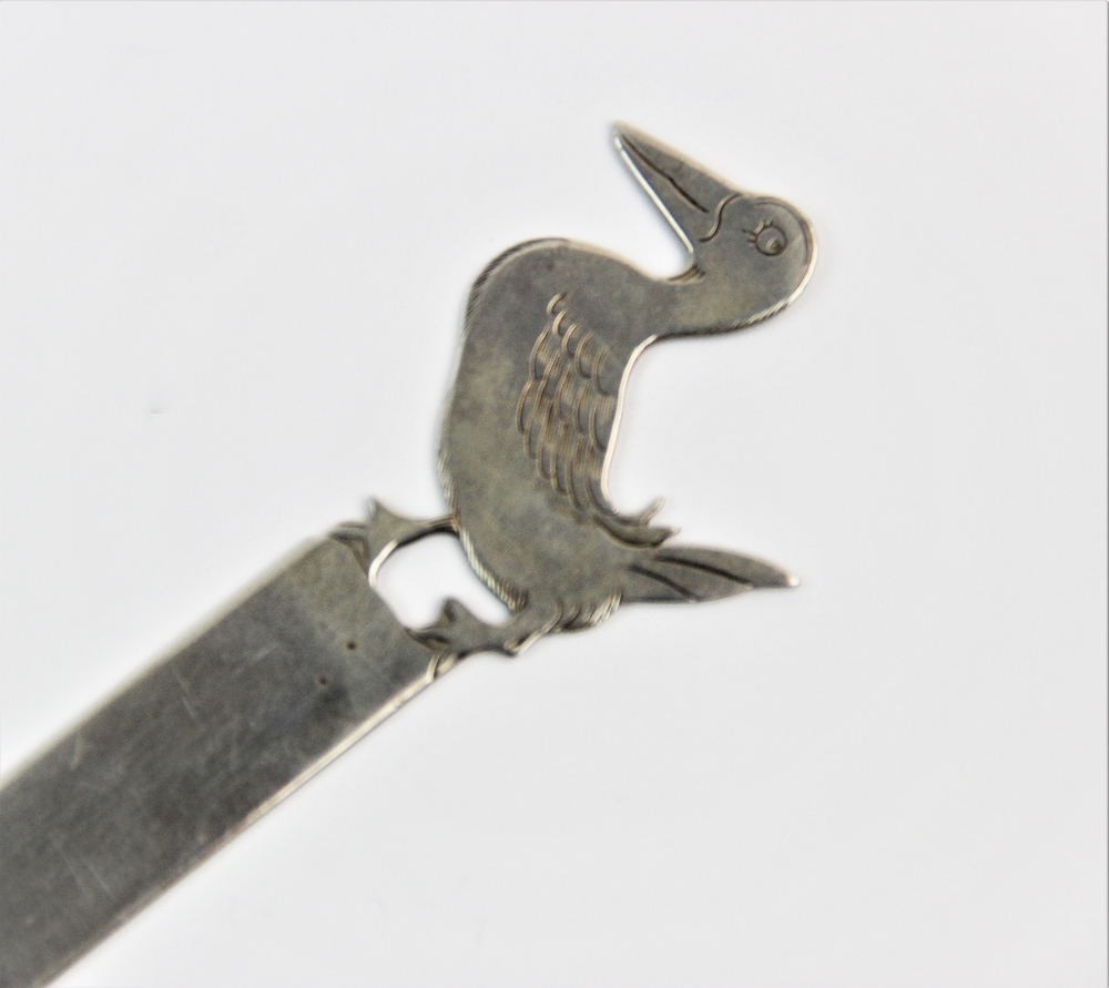 A George V silver bookmark/ letter opener, Sampson Mordan & Co Ltd, Chester 1912 - Bild 2 aus 2