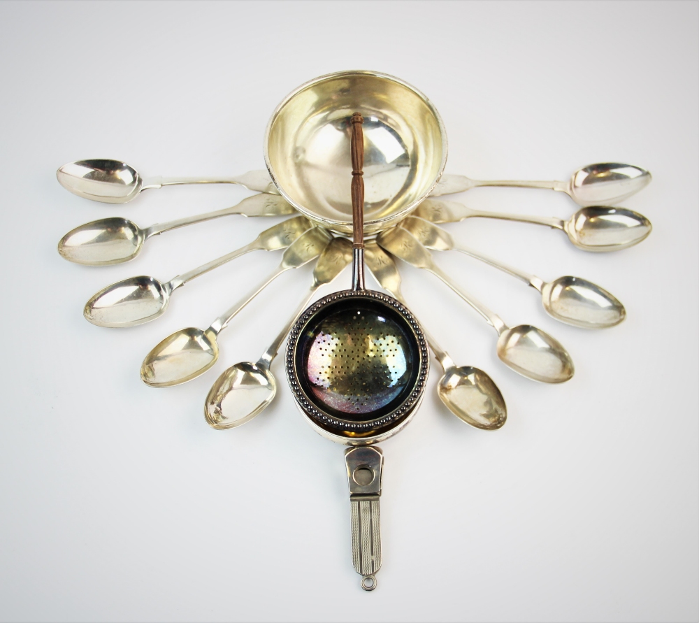 A set of ten Victorian silver fiddle pattern teaspoons, William Rawlings Sobey, Exeter 1838, each - Image 2 of 3