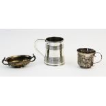 A George III silver mug, probably Peter & William Bateman, London 1807, of typical form, with reeded