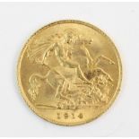 A George V half sovereign, dated 1914, weight 4.0gms