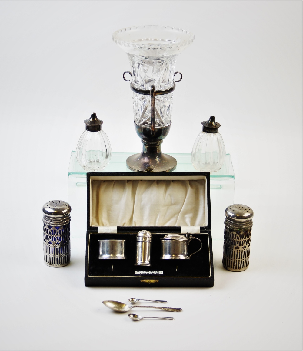 A cased silver condiment set, William Suckling Ltd, Birmingham 1935, comprising: a wet mustard, a