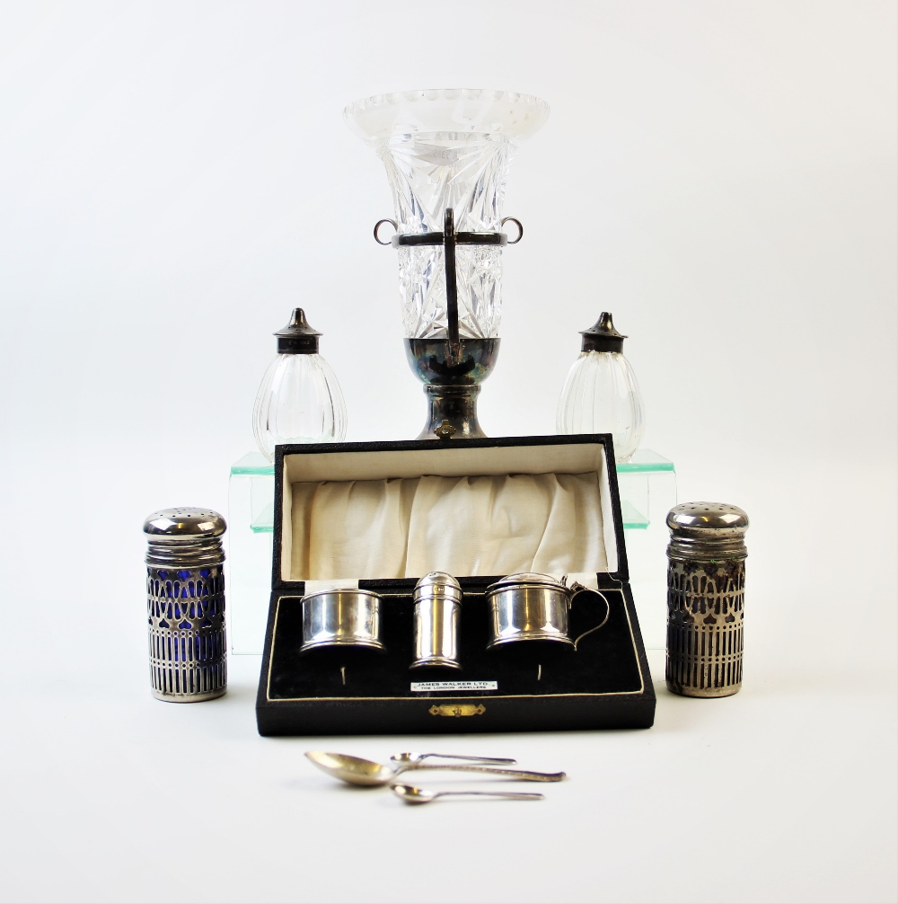 A cased silver condiment set, William Suckling Ltd, Birmingham 1935, comprising: a wet mustard, a - Image 2 of 2