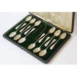 A set of twelve Victorian silver teaspoons, Wakely & Wheeler, London 1888, each with bright cut
