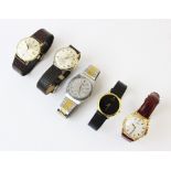 An assortment of gentleman's vintage wristwatches, to include a Seiko 5 automatic bi-colour