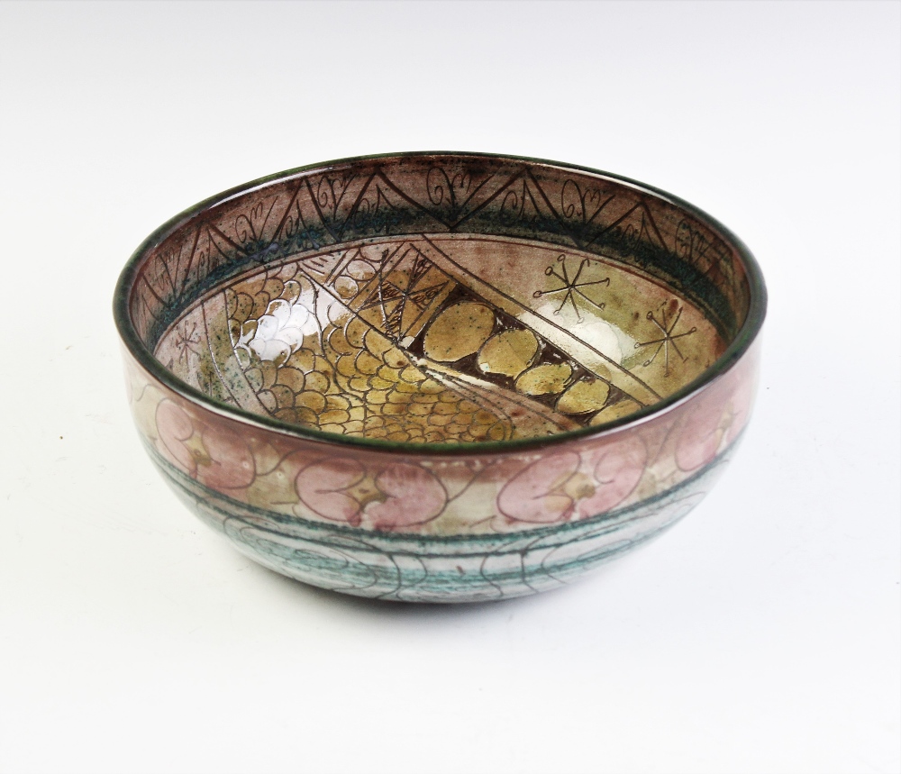 A studio pottery bowl, probably mid 20th century, decorated in the manner of Steven Sykes with a - Image 3 of 3