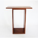 A late 20th century contemporary maple stand by John Coleman, the top shelf raised upon a