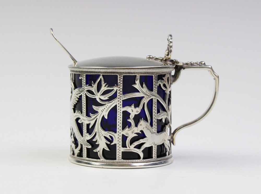 A Victorian silver mustard pot by Charles Stuart Harris, London 1891, of cylindrical form with - Image 3 of 3