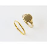 A 9ct gold signet ring, with monogrammed initials to central cartouche, ring size O 1/2, weight 2.