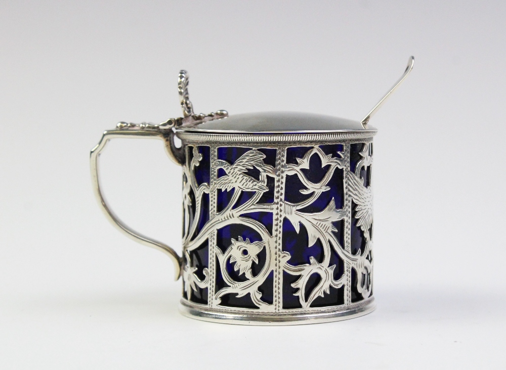 A Victorian silver mustard pot by Charles Stuart Harris, London 1891, of cylindrical form with - Image 2 of 3