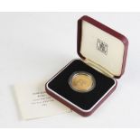 A 22ct gold Royal Mint Hong Kong $1000 Lunar Year coin for The Year Of The Dog (1982), weight 15.