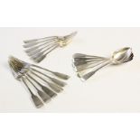 Three silver fiddle pattern spoons by William Eley & William Fearn, London 1807, each with