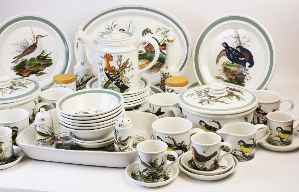 A Portmeirion dinner service in the 'Birds of Britain' pattern after E Donovan, designed by Susan - Image 3 of 5