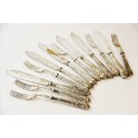 A set of six Queen's Pattern silver-handled forks by William Yates Ltd, Sheffield 1923, each 18.
