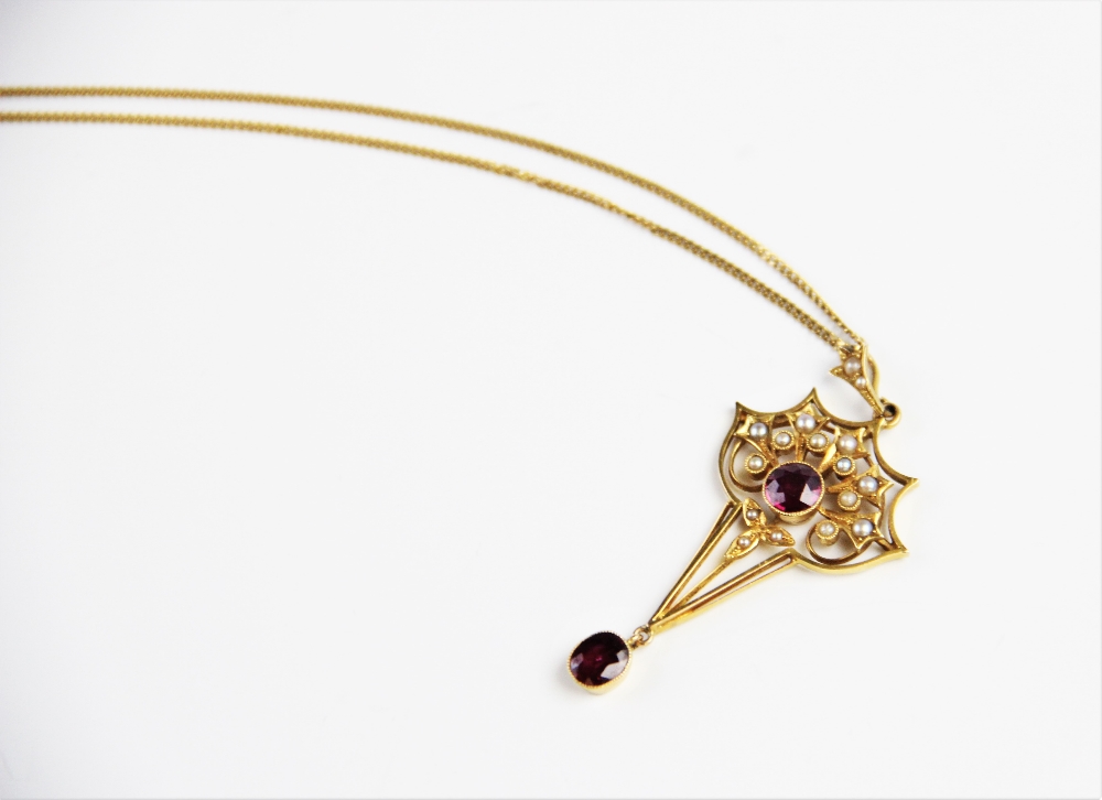 An Edwardian untested ruby and seed pearl set pendant, comprising a round mixed cut ruby measuring - Image 5 of 5