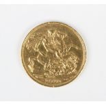 An Edwardian gold sovereign, dated 1910, weight 8.0gms