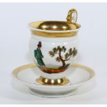 TAZZA Impero con piattin in porcellana decorata a mano raffigurante "Figura". Francia I meta' '800