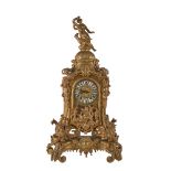 OROLOGIO a tempietto in bronzo dorato con piede a grifone, parte superiore raffigurante "Venere",