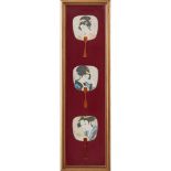 TRE VENTAGLIETTI raffiguranti "Geishe" entro unica cornice. Oriente XX secolo Misure: cm 78 x 23