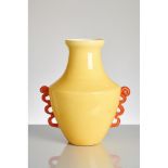 MAESTRI MURANESI Prod. Italia 1950 Grande vaso in vetro di murano nei toni del giallo e arancio. (