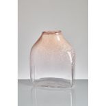ALFREDO BARBINI (Attr.le) Prod. Murano, Italia 1970 Grande vaso a forma di bottiglia in vetro