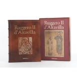 VOLUME Ruggero II d’Altavilla, a cura di Giosuè Musca. Editalia, Roma 1997. In folio. Stampato su