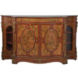 CREDENZA quattro ante stile Boulle di forma sagomata con specchiera, tarsie in finta tartaruga e