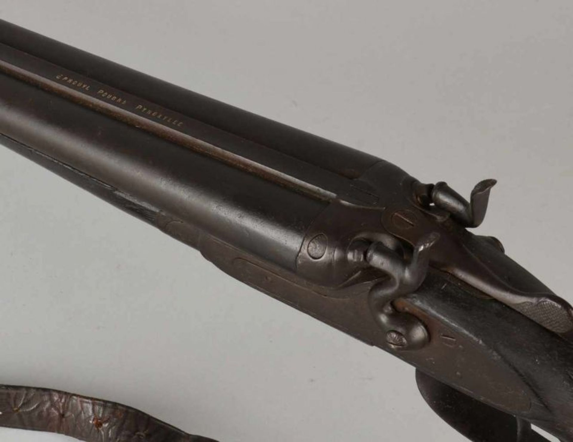 Antique double-barreled shotgun. Signed Eprouyl Poudre pyroxylee. Dimensions: L 111 cm. In good - Bild 4 aus 4
