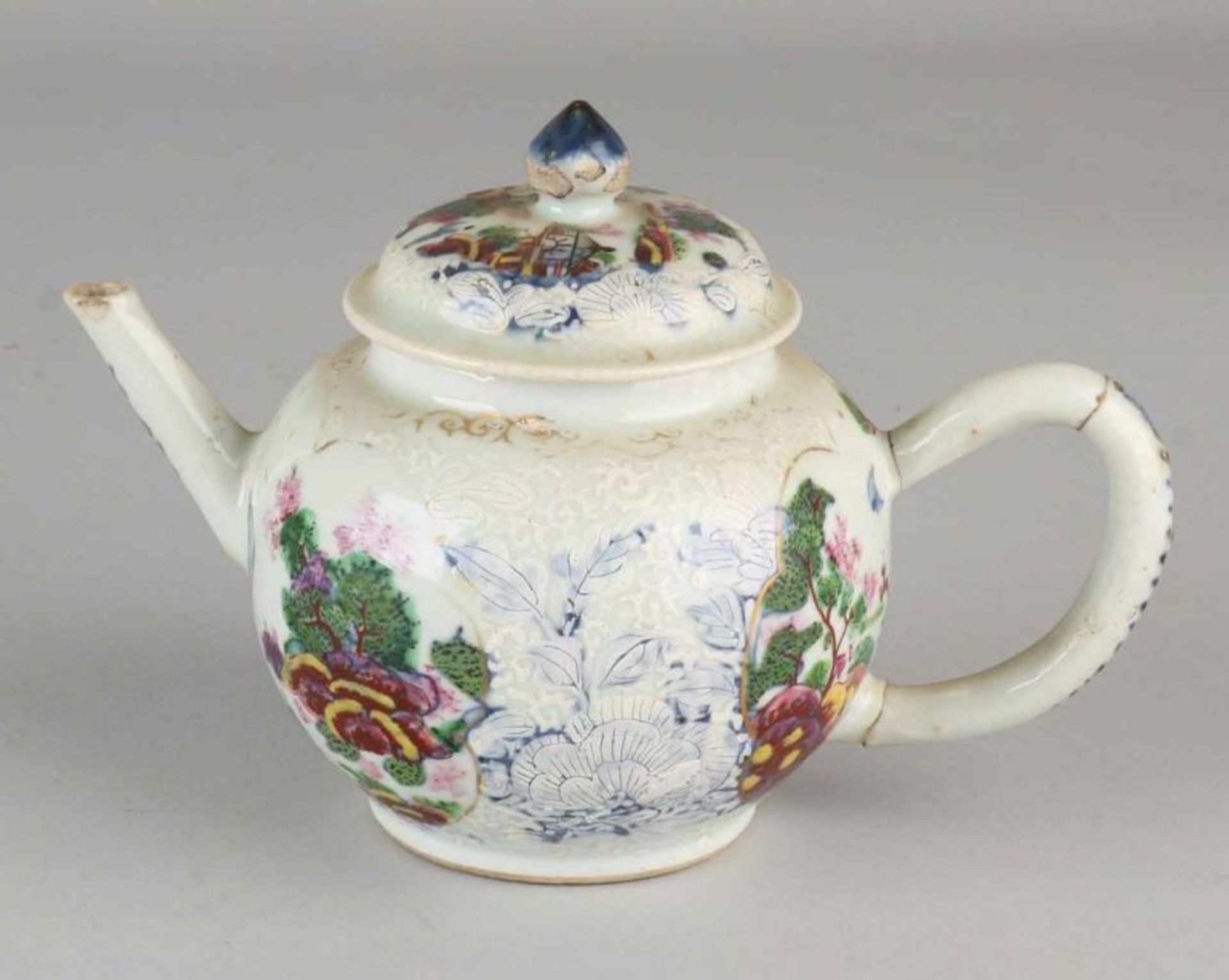 Separate 18th - 19th century Chinese porcelain teapot with landscape + white floral decors. Spout
