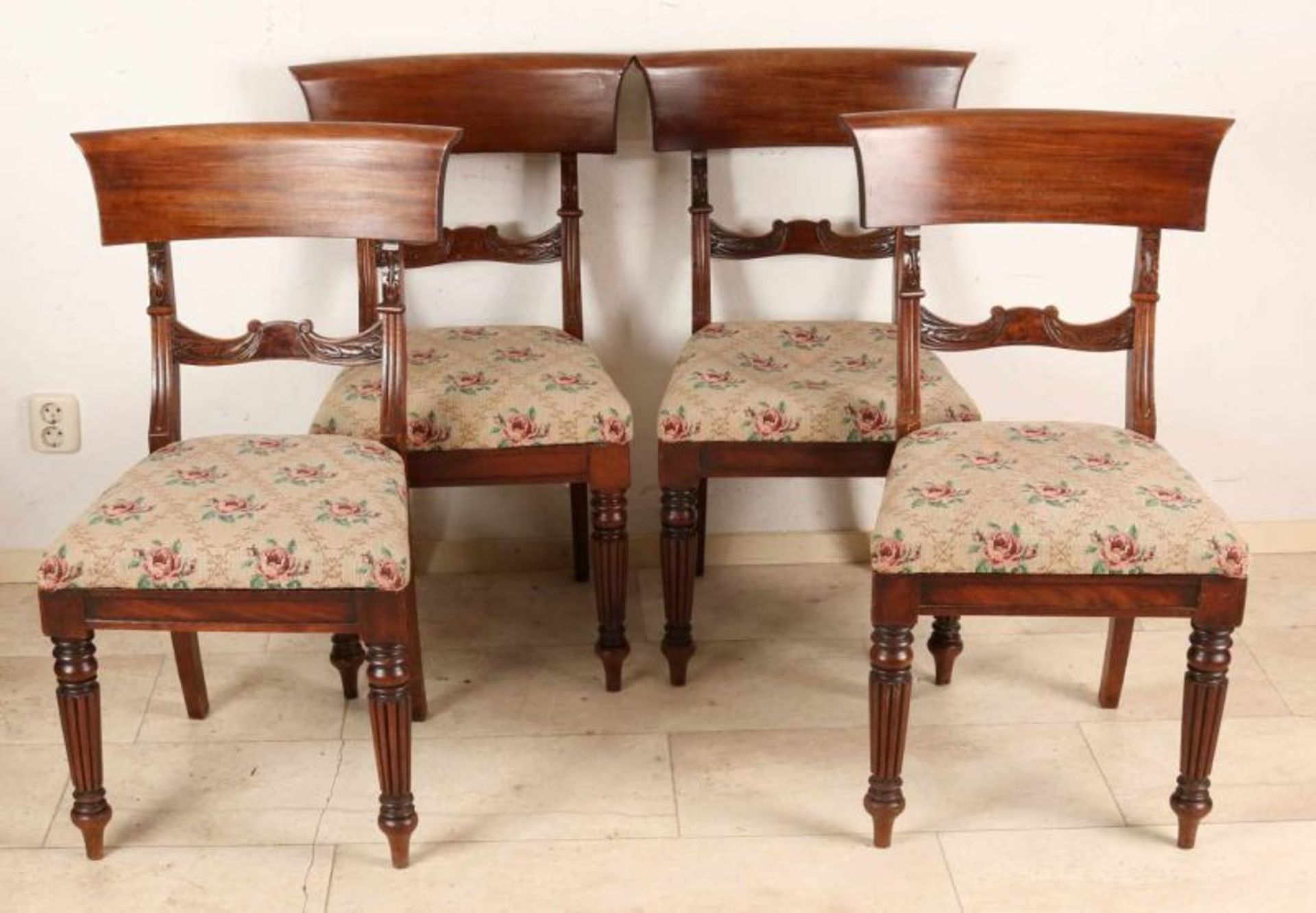 Four 19th century English mahogany chairs with petit point upholstery. Size: 90 x 54 x 44 cm. In
