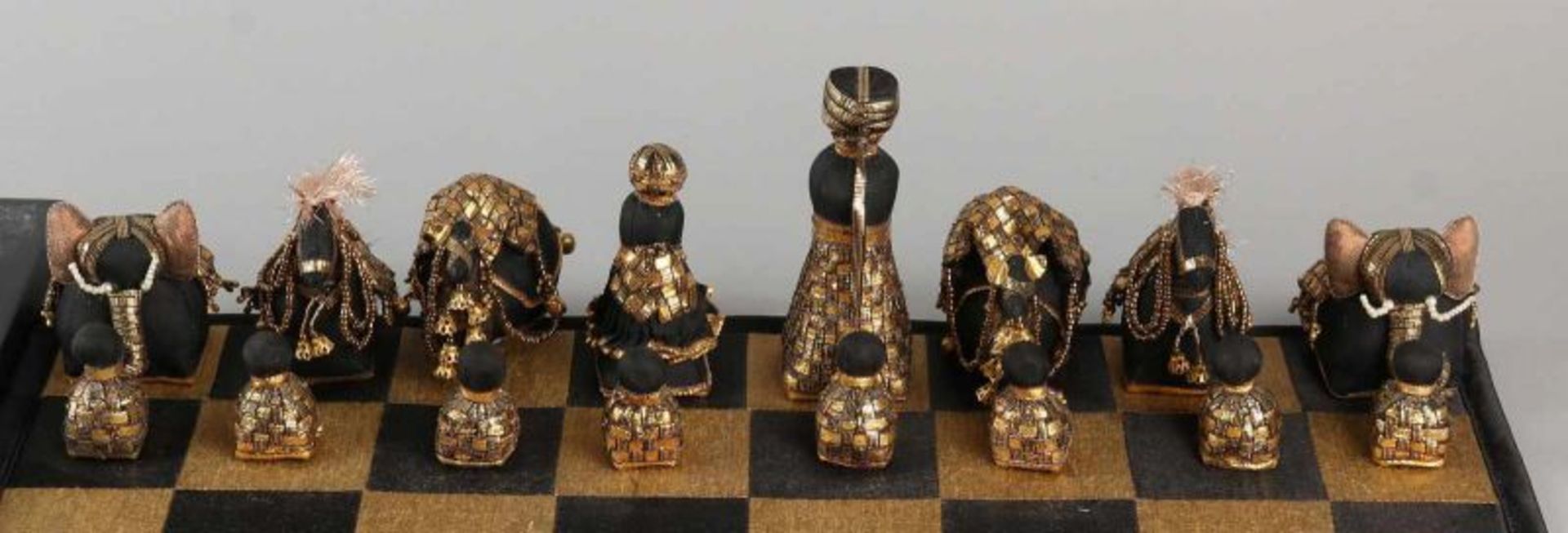 Two chess games. One time Jaipur India faces set, plated / plated with sides chessboard. One time - Image 5 of 5