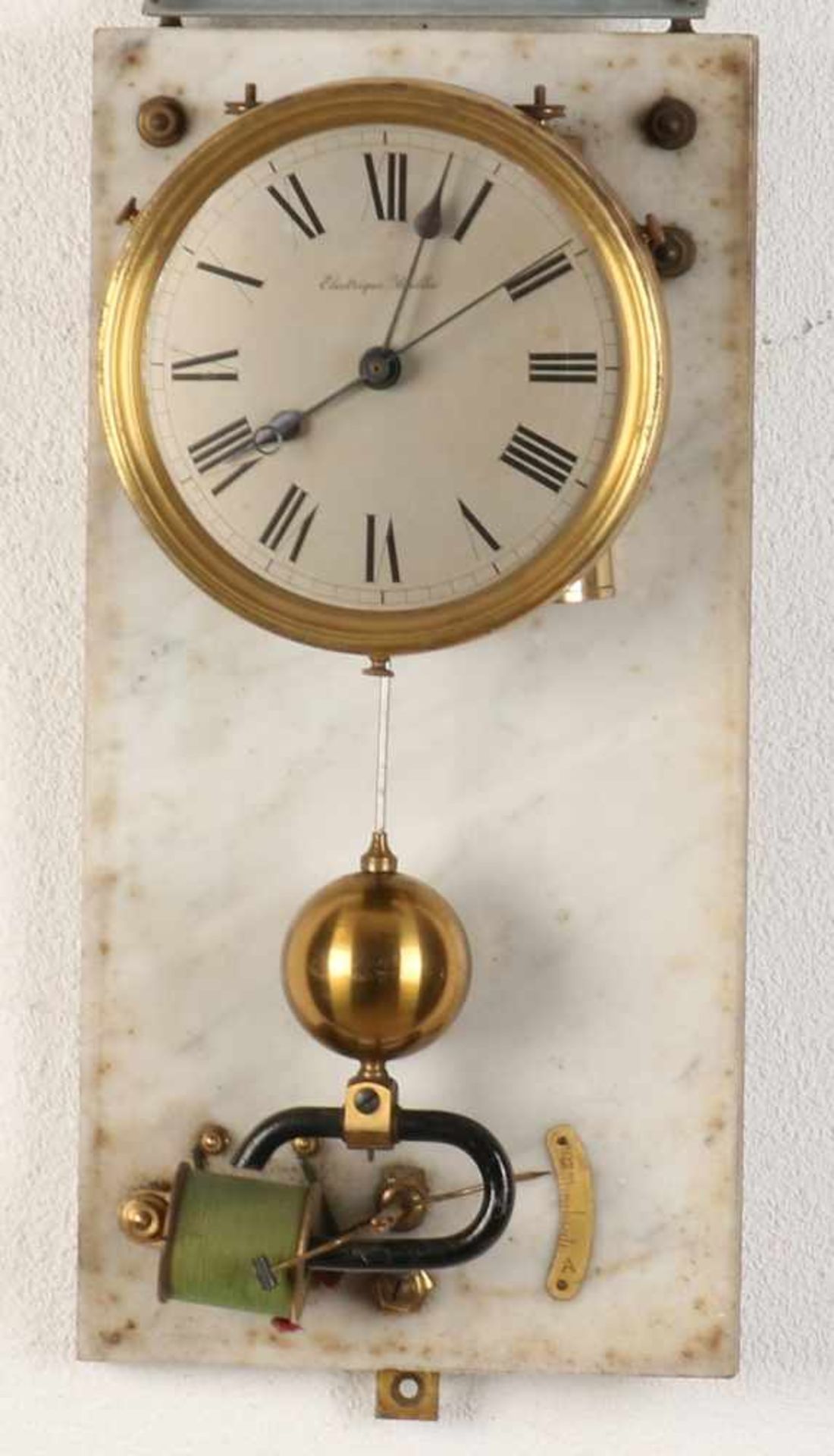 Antique French Electrique Brillie wall clock clock with oak cabinet and central seconds hand. - Bild 2 aus 2
