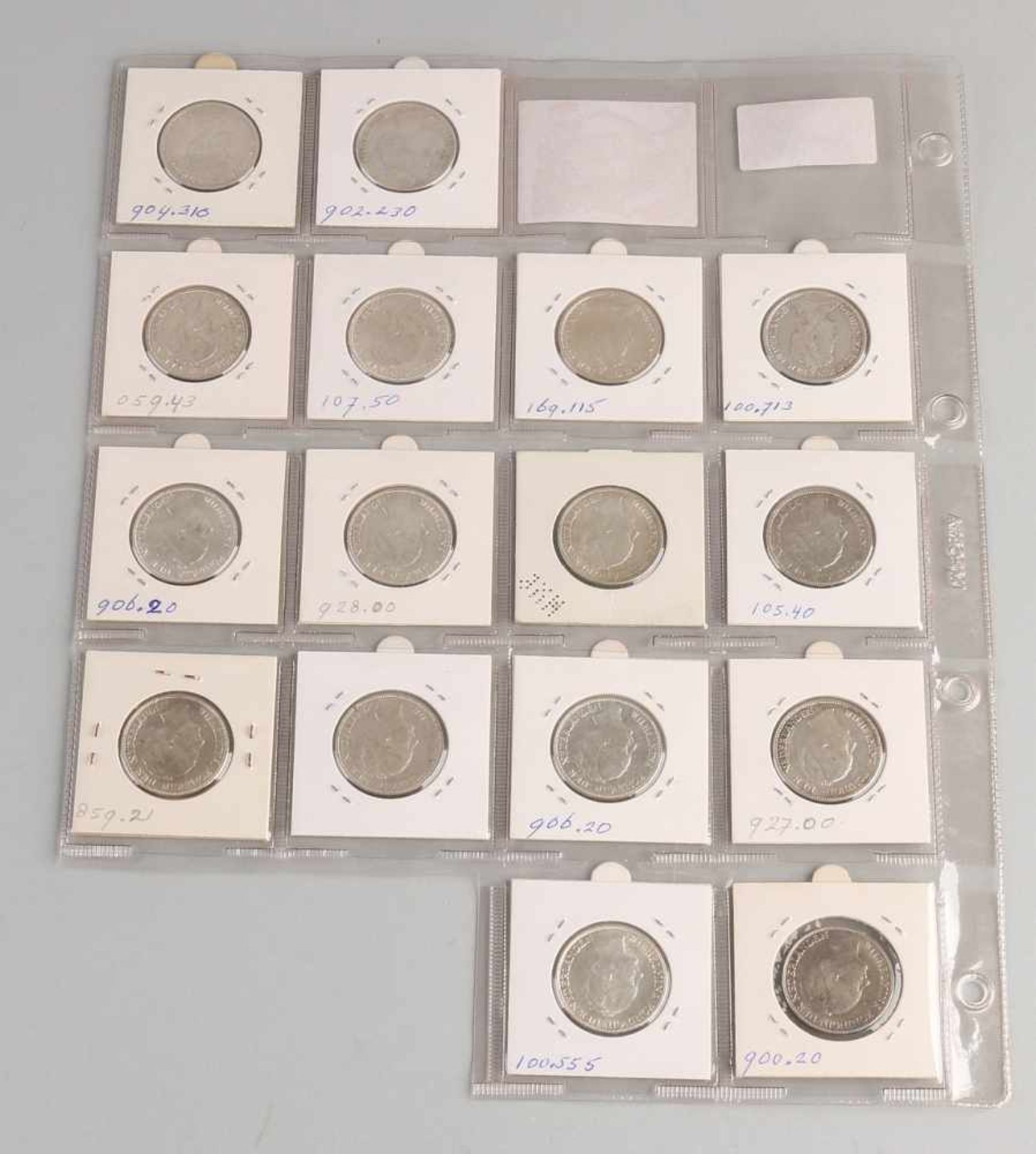 16x Silver guilders. 1904, 1912, 1914, 1915 and 1922 t / m 1944. Complete. In good condition. - Bild 2 aus 2