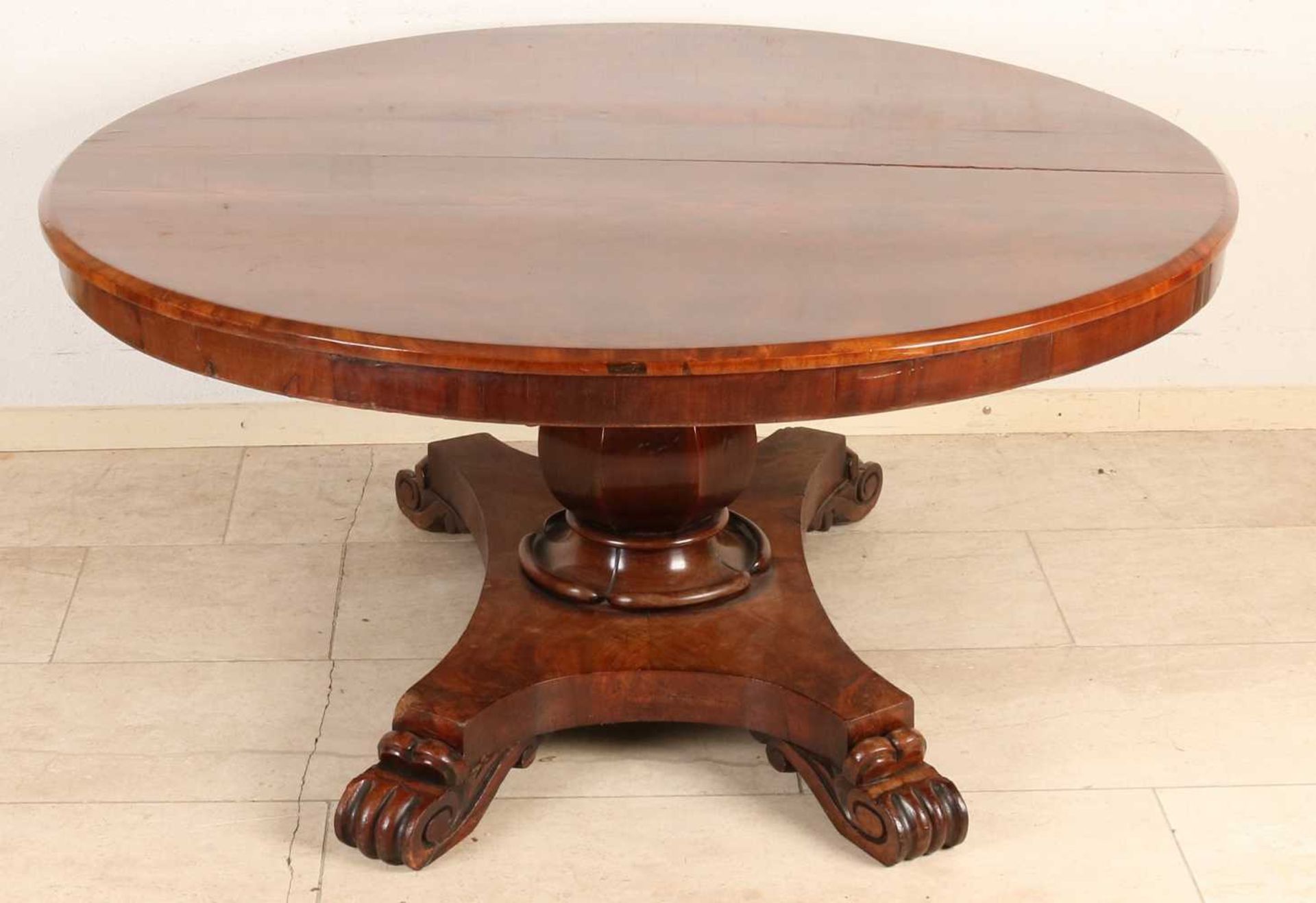 Antique Dutch table with four spans claw feet. 19th century. Size: 57 x 104 cm. In good condition.
