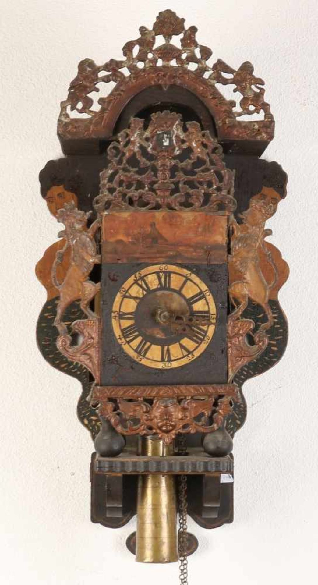 18th - 19th Century Frisian stool clock. Fire. Dimensions: 72 cm. In reasonable condition.