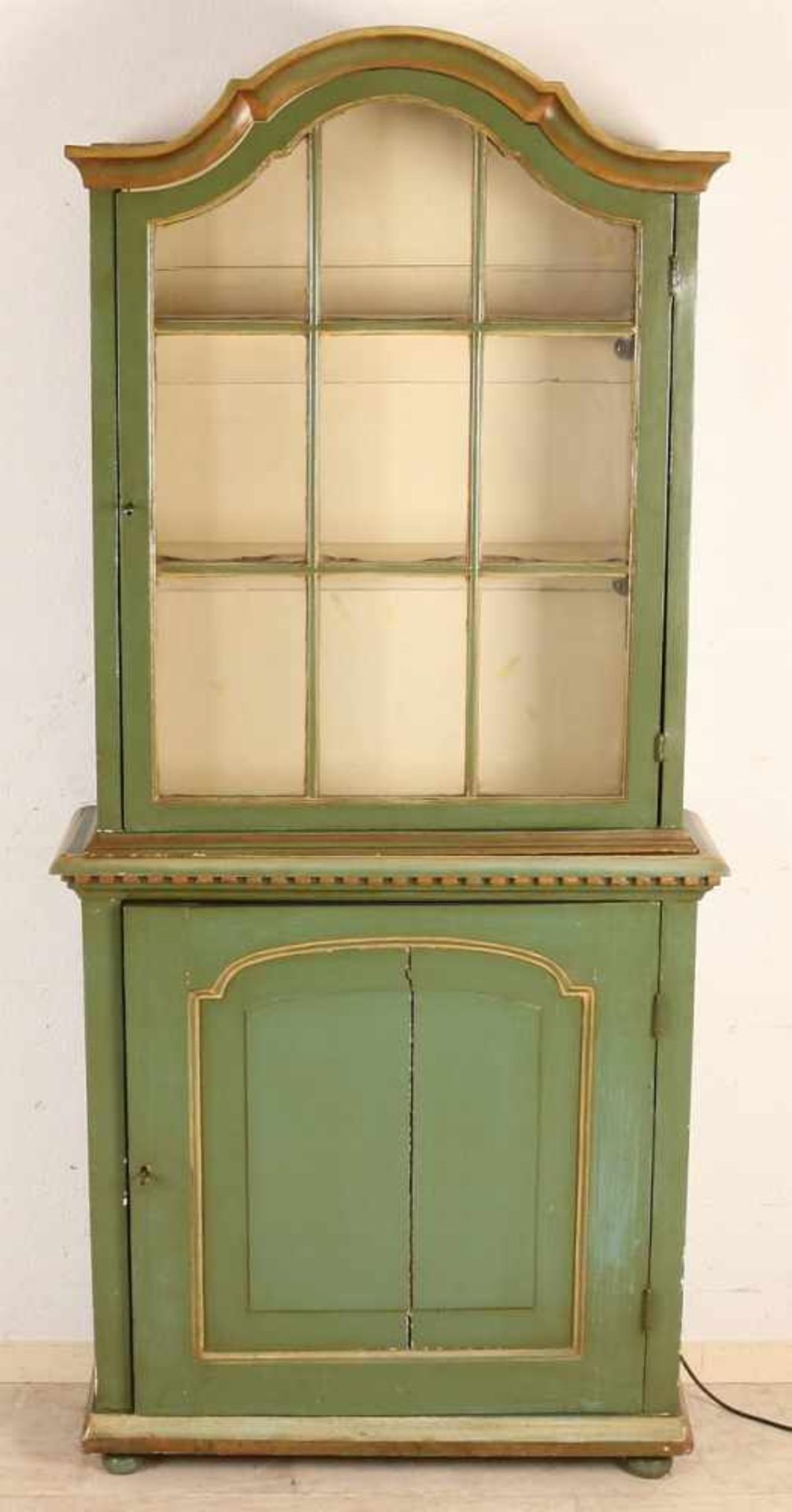 Two-part 18th - 19th century Dutch painted cabinet-cabinet design. Whitewood. Replacing locks. Size: