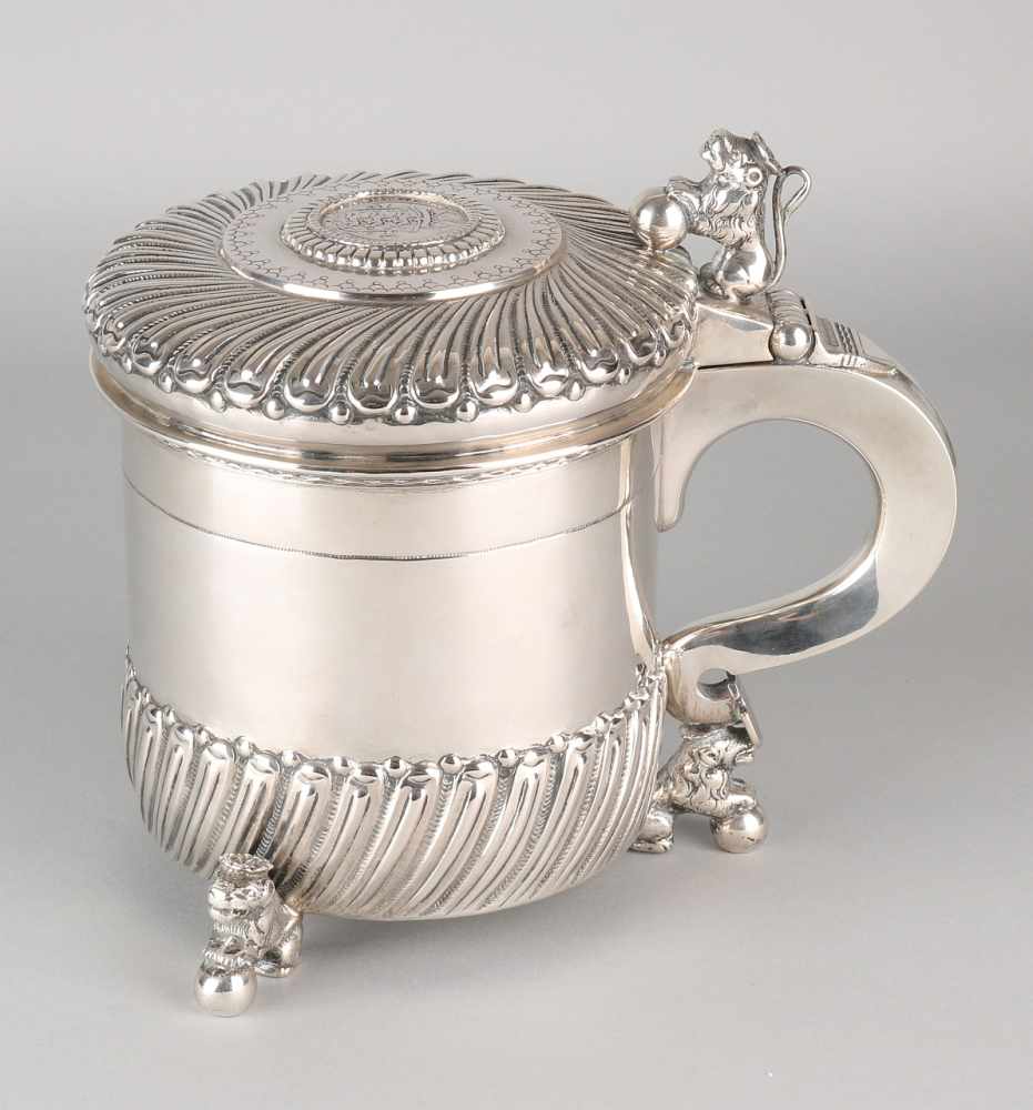 Nice large silver tankard, 830/000. so-called Humpen, decorated with a broad rim with knerren - Image 2 of 3