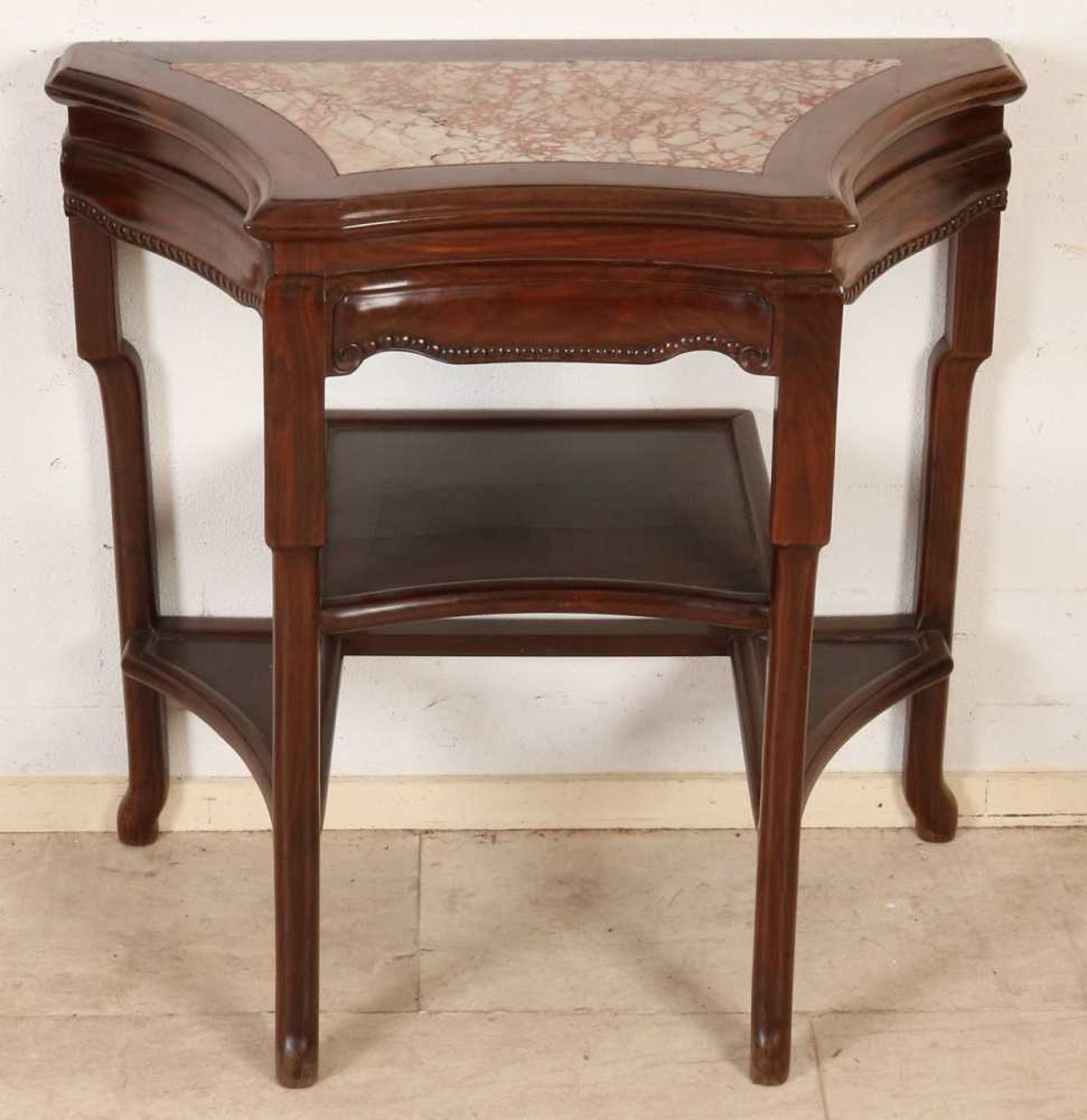 Antique Chinese side table with marble top floors. First half 20th century. Size: 80 x 81 x 42 cm.