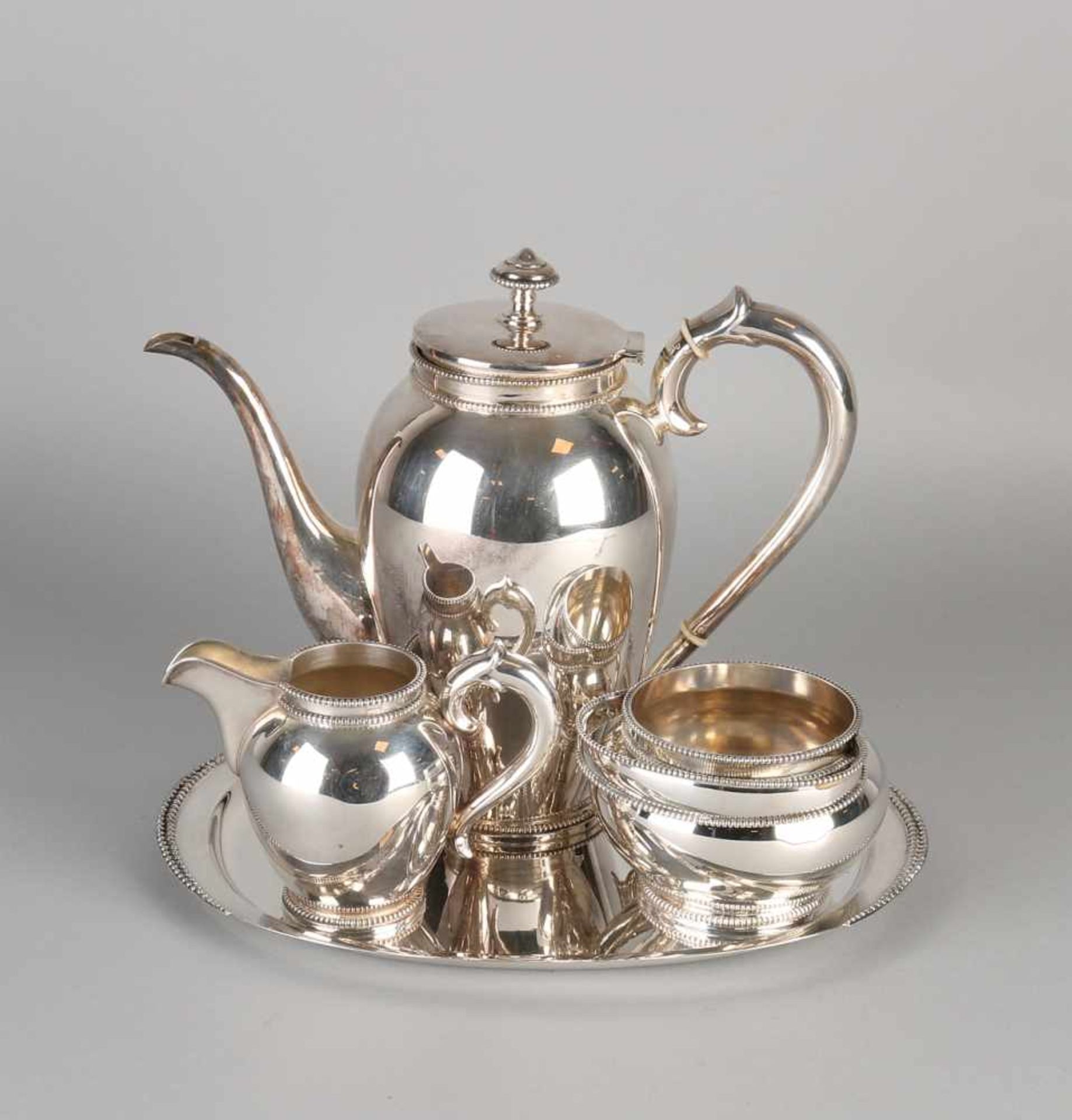 Silver coffee service, 835/000, four-piece, with a coffee pot decorated with pearl rim, MT .: - Bild 2 aus 2