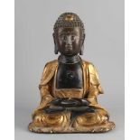 Großer schwerer chinesischer vergoldeter Buddha aus Bronze in Lotussitz mit Hakenkreuz. Abmessungen: