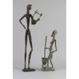 Zwei Bronzefiguren. 20. Jahrhundert. Einmal afrikanische Figuren. Eine Figur im Stil von Modigliani.