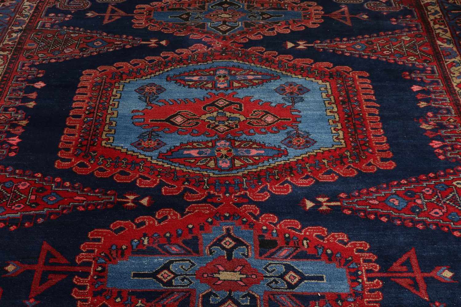 Großer blauer und roter Perserteppich mit schönen Mustern. Größe: 260 x 342 cm. In guter Kondition. - Image 2 of 3