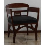 Art Deco Stuhl aus massiver Eiche. Um 1910. In gutem Zustand.Solid oak Art Deco chair. Circ