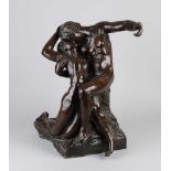 Große antike Bronzefigur. Um 1915. Nacktes Kusspaar. Nicht unterschrieben. Schöne Patina.