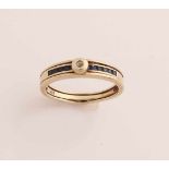 Gelbgoldring, 585/000, mit Saphir und Diamant. Ring bestehend aus 2 Teilen mit einem äußeren Ring,