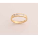 Gelbgold-Antriebsring, 750/000, mit Diamant. Ring mit einer Schiene mit 7 Diamanten im