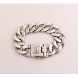 Breites silbernes Budha-zu-Budha-Armband, 925/000, mit flachem Gourmet-Glied. Ausgestattet mit einem